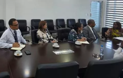 Coordinan traslado de oficinas regional de Aduanas en Colón