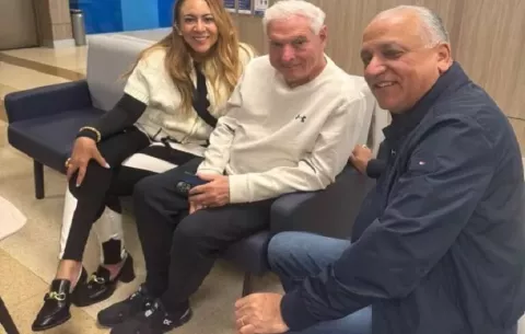 Martinelli está listo para su cirugía; Luis Eduardo Camacho y Jessica Canto lo están acompañando