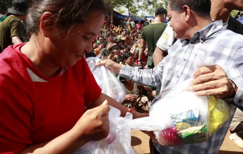 Tailandia y Camboya llegan a acuerdo de alto el fuego tras enfrentamientos en la frontera