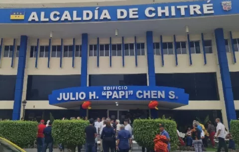 Autoridades municipales de Chitré buscan incentivar el pago de impuestos