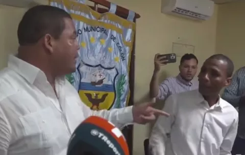 Polémica en el Concejo Municipal de Colón debido a que tiene dos presidentes