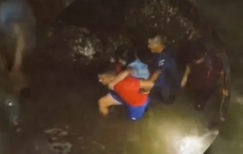 Buscan a menor que fue arrastrada por una cabeza de agua en la Comarca Ngäbe Buglé