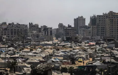 Más de la mitad de los 60,000 asesinados en Gaza son mujeres, niños y ancianos
