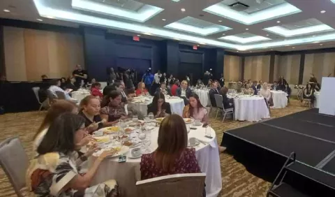 Hoteles, restaurantes y comercio generan más cantidad de empleos