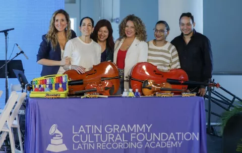 Donación musical abre puertas a la niñez panameña