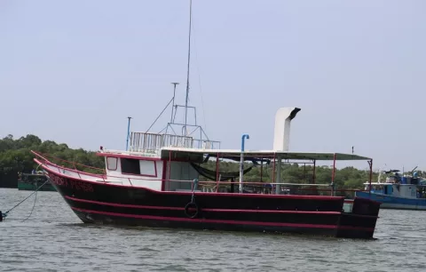 Entregan en el puerto de Mensabé una motonave subastada por la ARAP