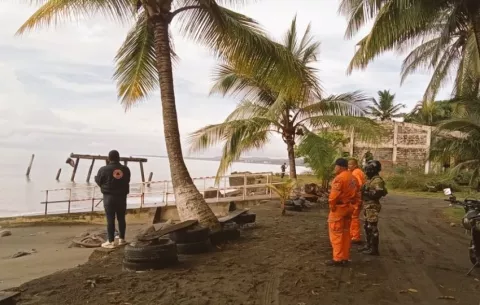 Sinaproc mantiene monitoreo preventivo por alerta de tsunami