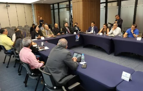 Navieras piden correctivos en la actividad comercial