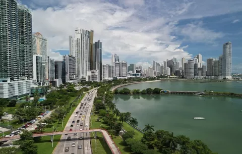 Panamá mantiene en 4% su previsión de crecimiento este año
