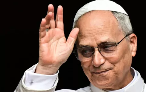 Papa llama a un 'inmediato alto el fuego' tras condenar el ataque a la iglesia de Gaza