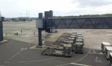 Rehabilitarán pistas por la noche en aeropuerto