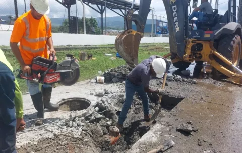 Culminan cambio de válvulas y tuberías en Panamá y San Miguelito