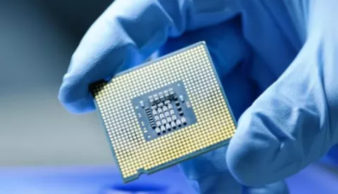 Panamá invertirá $105 millones en el desarrollo del sector de semiconductores