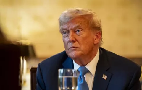 Trump acusa a Hamás de no querer un acuerdo de alto al fuego con Israel 