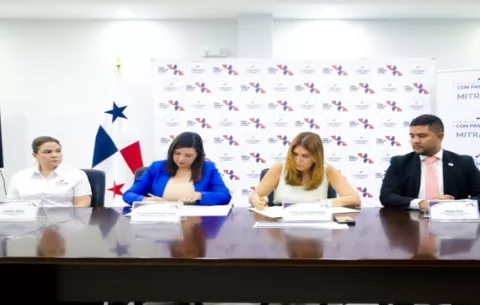 Mitradel y Zona Libre firman convenio para promover el empleo en Colón