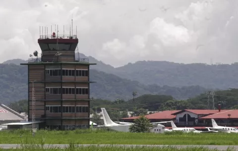 Tren: Ejecutivo aclara que no hay decisión en firme del posible traslado del aeropuerto de Albrook