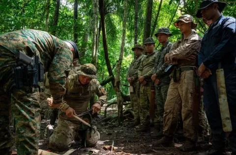 Almirante Alvin Holsey, jefe del Comando Sur de EE.UU. visitó Panamá 