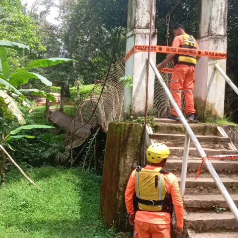 Reparan puente colgante que colapsó y dejó cinco heridos en  en la comunidad de Turega, Coclé