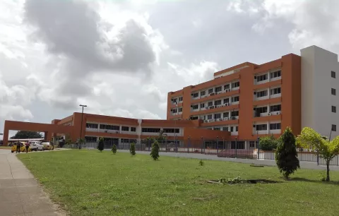 Rotarán a personal del cuarto de urgencias del Nicolás Solano que tendrá un nuevo materno infantil