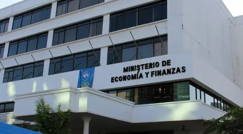 Explosión en sedes del MEF, personal fue evacuado
