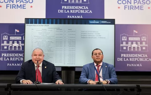 MOP recibe propuestas para la rehabilitación y mantenimiento de la Carretera Panamericana Oeste