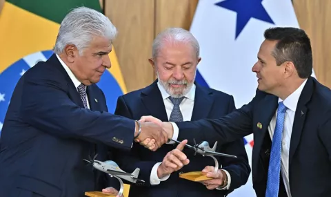 Panamá cuatro aviones militares A-29 Super Tucano para el Servicio Aeronaval