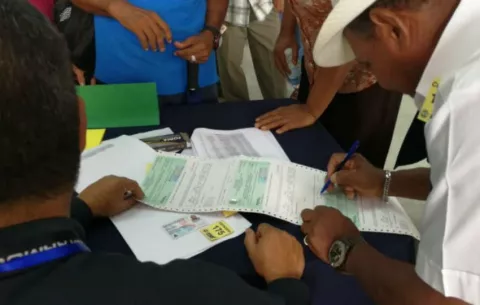 CSJ declara válido proyecto de ley sobre pago de intereses del XIII mes retenido