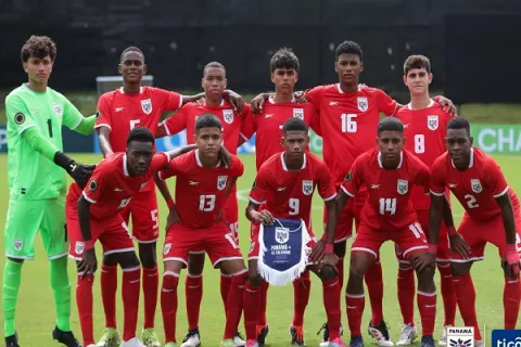 Panamá Sub-15 se impone a El Salvador 