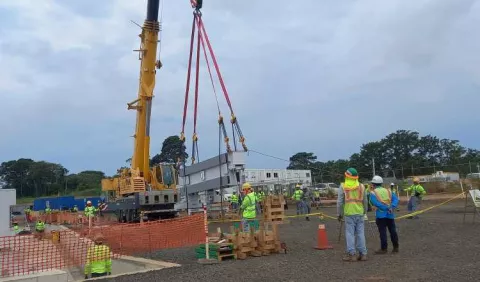 Construcción mejora en la capital, pero cae en el interior
