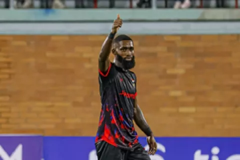 Plaza Amador mantiene el invicto con doblete de Rose en el Clausura panameño