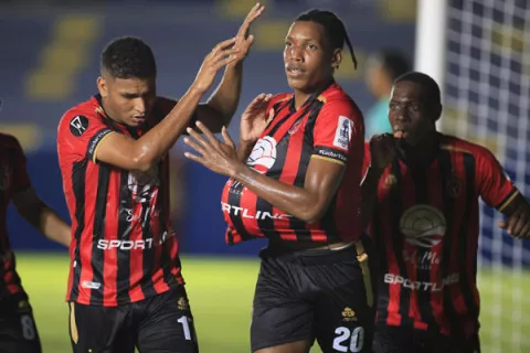 Sporting se impone al Diriangén en la Copa Centroamericana de Concacaf