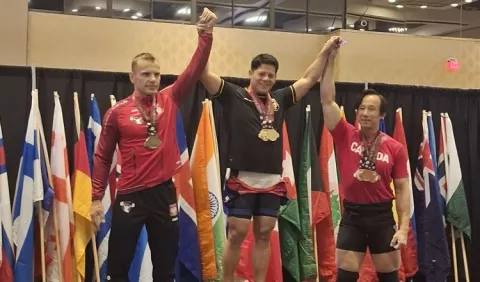 Alexis Batista y Del Castillo ganan  oro en Mundial Master de Pesas