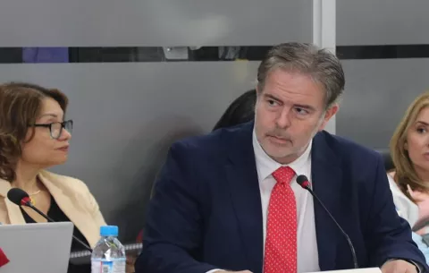 Alberto Paz-Rodríguez renuncia como director general de la APA