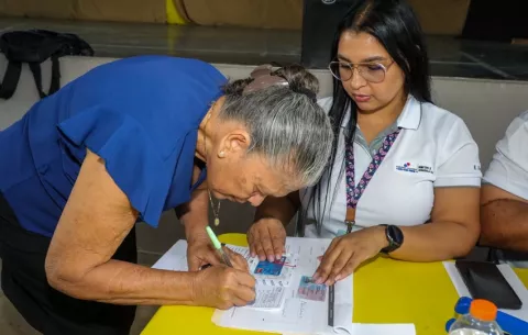 En un año más de 3,900 panameños han sido incluidos en los programas sociales del Mides