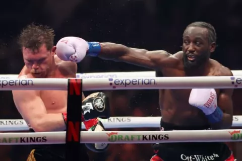 'Canelo' Álvarez pierde por decisión unánime ante Terence Crawford