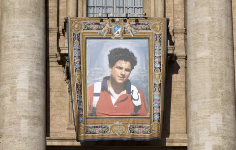 El Papa León XIV canoniza a Carlo Acutis, primer santo ‘milenial’ y patrón de Internet