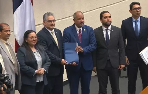 Gobierno presenta proyecto de ley para modernizar la Carrera Administrativa