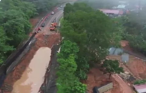 Casas cerca a hundimiento de la carretera Panamá-Colón deberán ser reubicadas