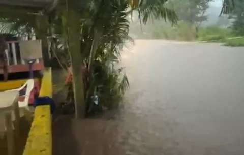 Fuertes lluvias causan afectaciones en varias comunidades de la Costa Arriba de Colón