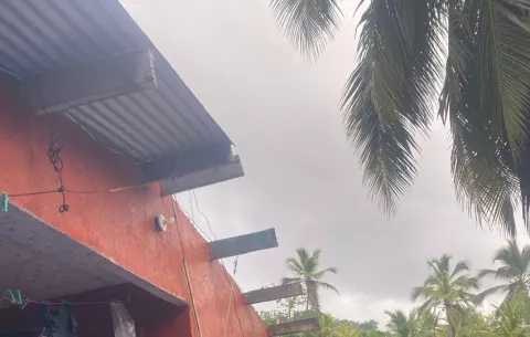 Fuertes lluvias y vientos causan daños en varias comunidades de Portobelo