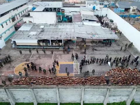 Muertes y fuga en una cárcel del sur de Ecuador