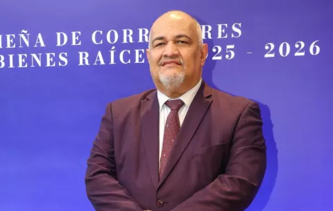  Subcontralor renunció por motivos familiares y relacionados con su firma de auditoría