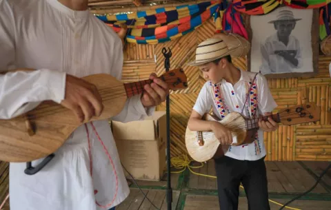 Guararé vibra con la Mejorana: tradición, fe y folclore en el corazón de Panamá