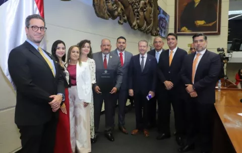 Asamblea aprueba en tercer debate proyecto que modifica intereses preferenciales 