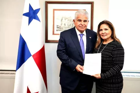 Foro Económico Mundial reconoce liderazgo del Presidente Mulino