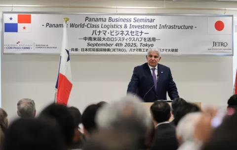 Mulino presenta en Japón la nueva estrategia del registro de buques de Panamá