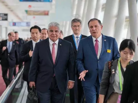 Presidente Mulino, en Japón en busca de inversionistas interesados en Panamá
