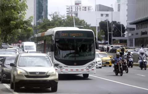 MiBus apunta a que la espera de metrobuses no supere los 30 minutos en Panamá