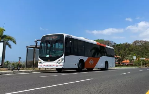 Metrobús pasa revisión por ATTT y los bomberos