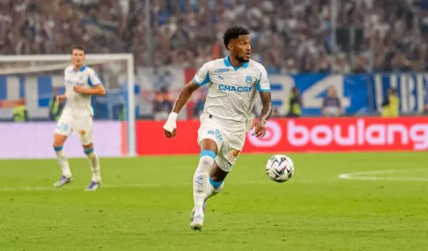 Olympique de Marsella, de Murillo, se impone al PSG